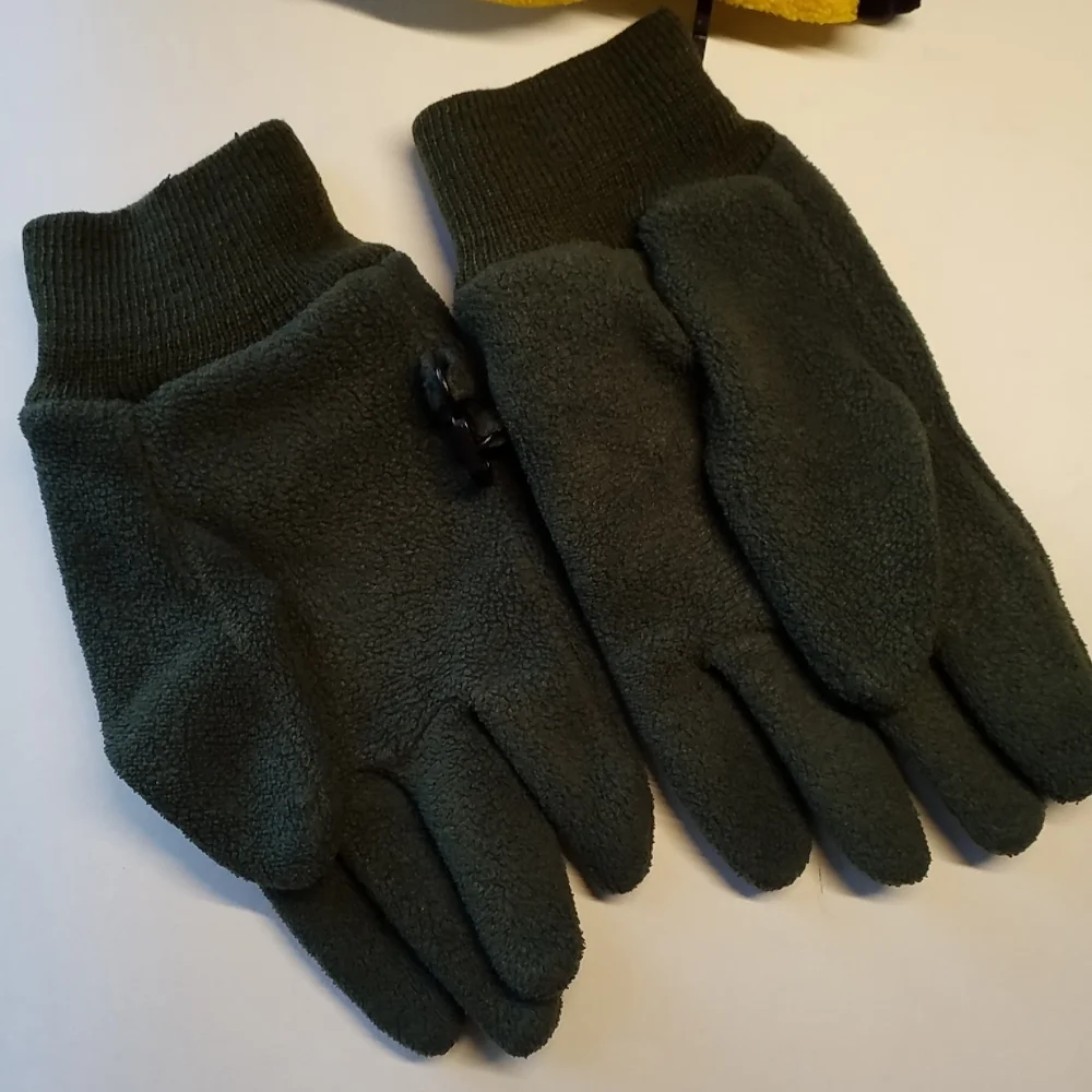 3/$25 GAPKids Gloves (SET of 2 pair) S YELLOW / L GREEN